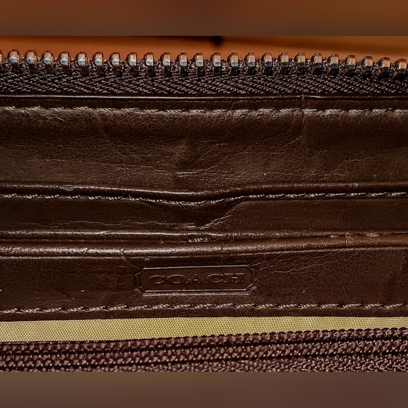COACH Patent Leather Wallet in Dark Brown - Picture 5 of 6